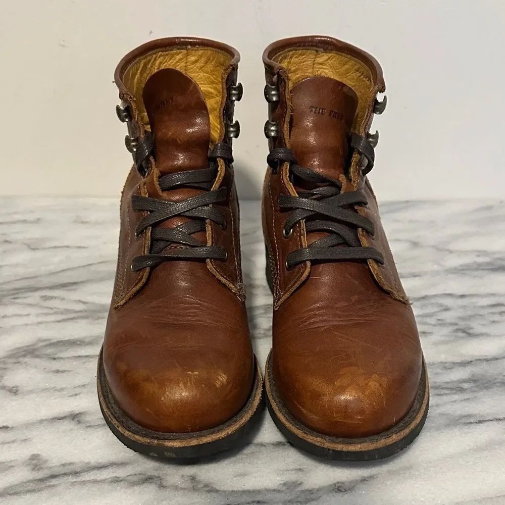 Frye andβcompany cognac brown leather lace up ankle booties